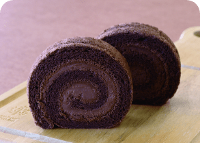 チョコロールケーキ